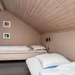 4 Person In R M Διαμέρισμα *