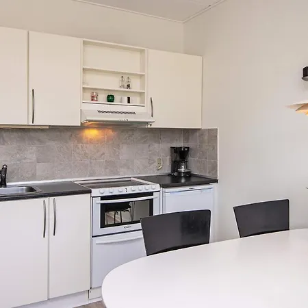 4 Person In R M * Sønderby