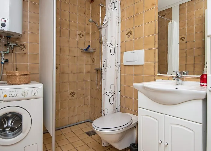 4 Person In R M Sønderby