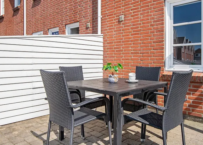 4 Person In R M Appartement *